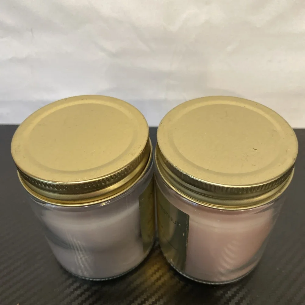 Set Of 2 Scented 6 oz Jar Candles Snow‎ Whipped Coconut & Bourbon Chestnut